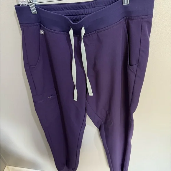 Figs Purple Shadow Set size Medium jogger pants - Picture 5 of 10